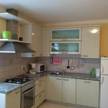 Apartment Ana