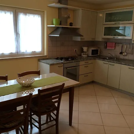 Apartment Ana