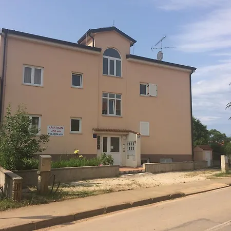 Apartment Ana